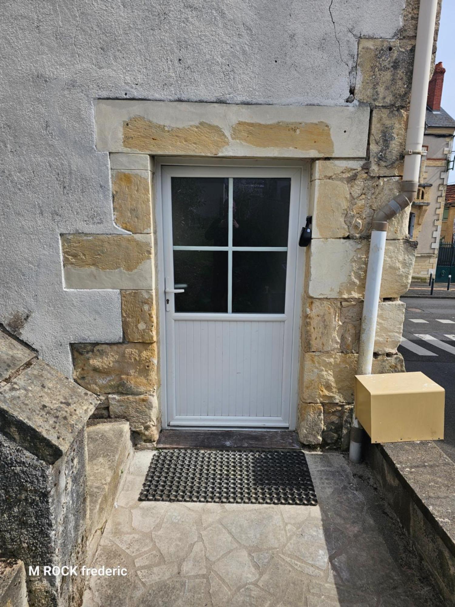 Apartment Maison De Avec Jardin Privatif Nevers